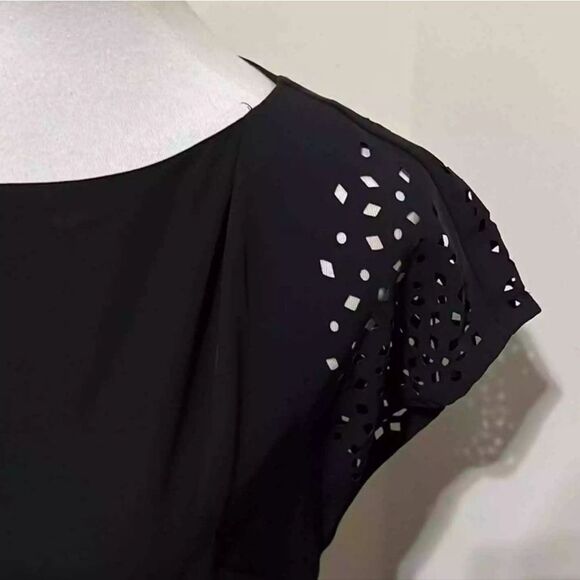 CALVIN KLEIN Laser Cut Sheath Dress - Picture 5 of 8